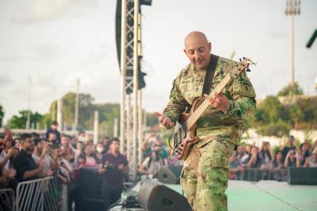 U.S. Army Europe and Africa - USAREUR-AF Band and Chorus 6